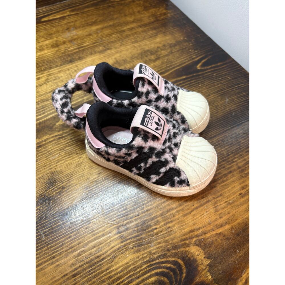 Adidas Pink And Black‎ Animal Print Sneakers Size 5K